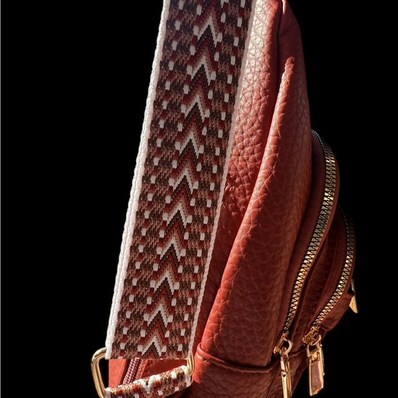 New Red Crossbody Sling Bag With Adjustable Guitar Strap Multiple Zip Pockets - Picture 5 of 12